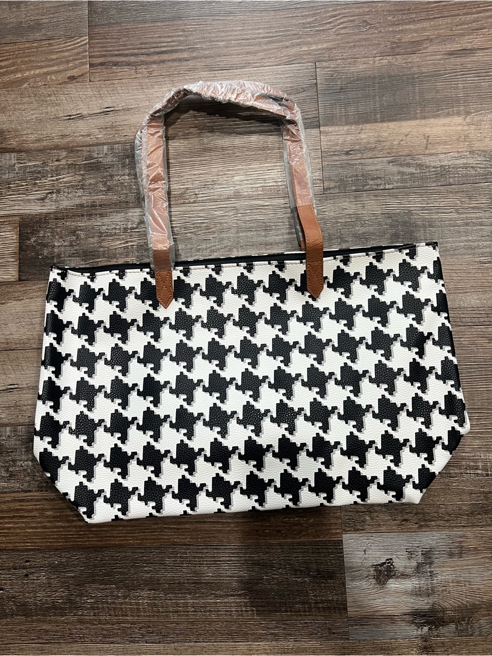 thirty-one Black & White Houndstooth Tote with Brown Handles
